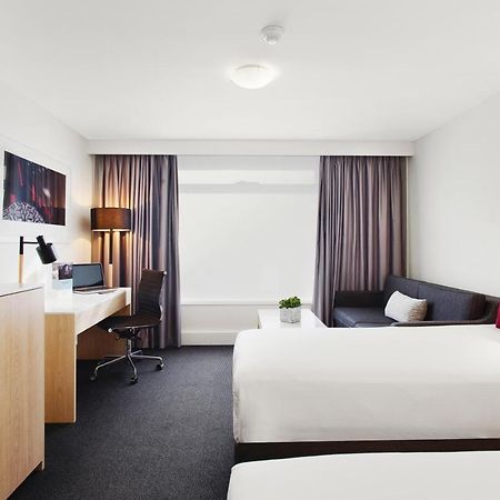 Mercure Melbourne Albert Park Exterior photo
