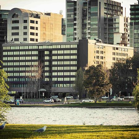 Mercure Melbourne Albert Park Hotel Exterior photo