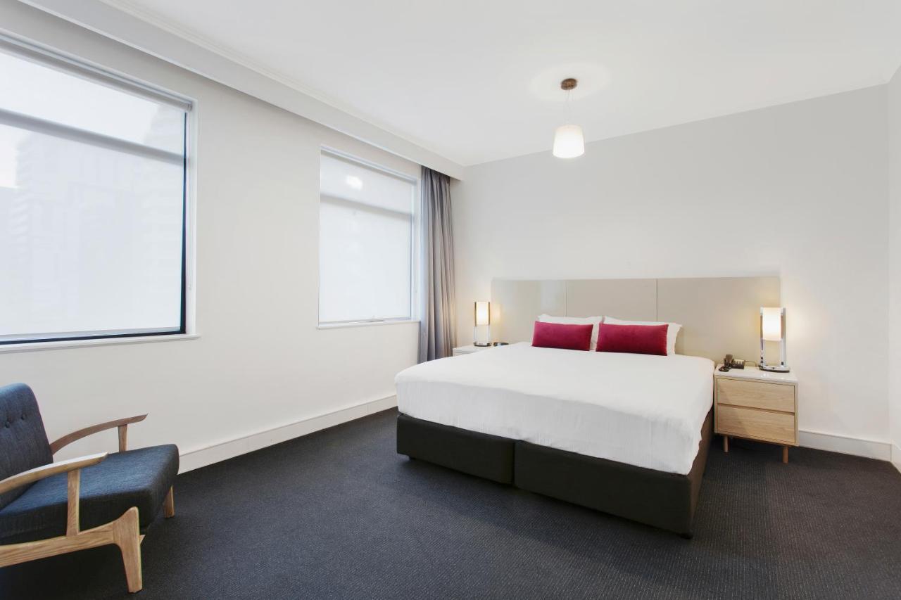 Mercure Melbourne Albert Park Exterior photo