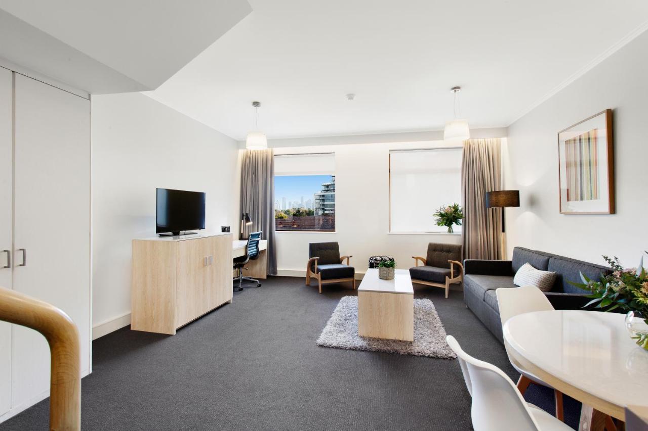 Mercure Melbourne Albert Park Exterior photo