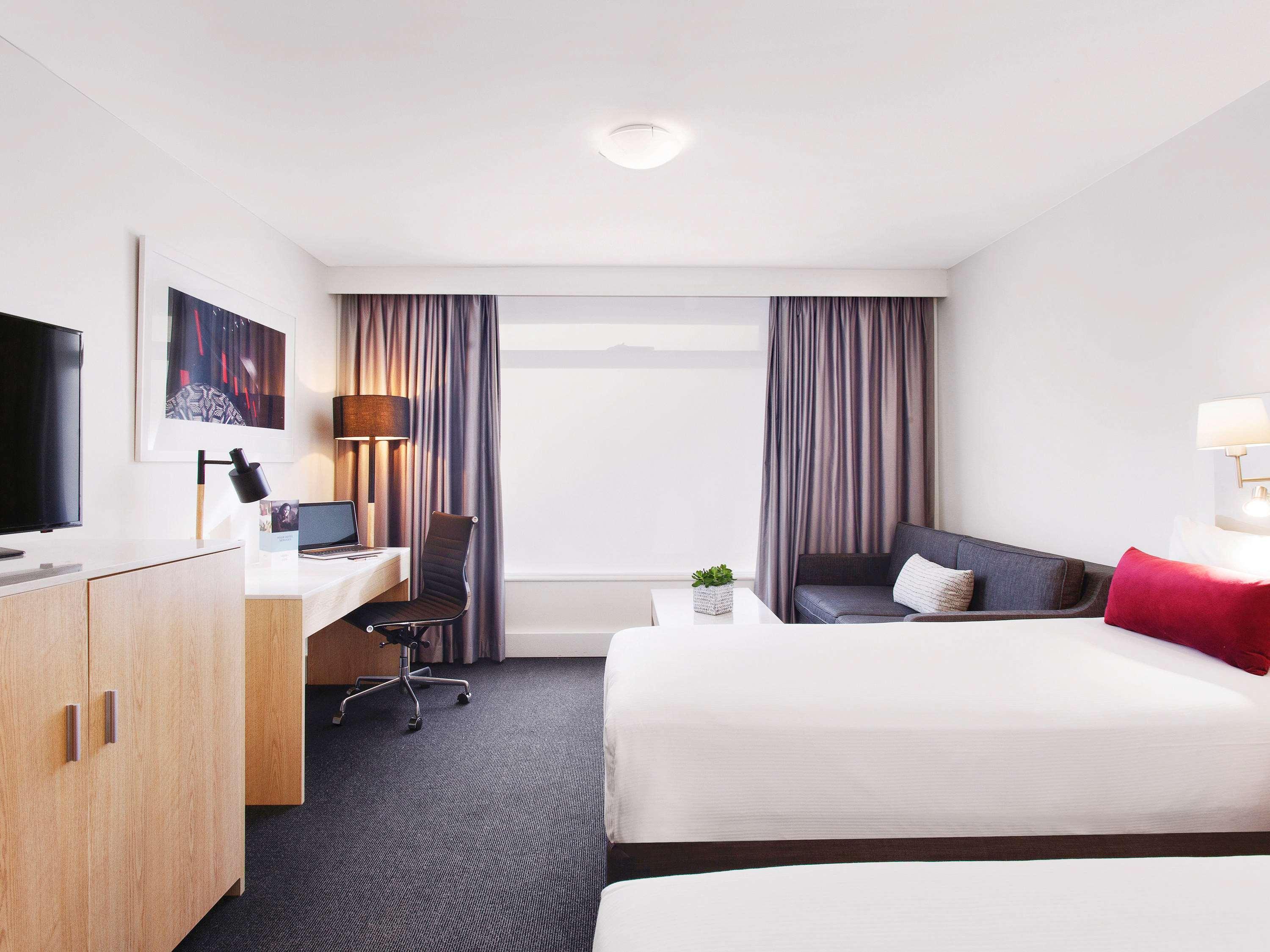 Mercure Melbourne Albert Park Exterior photo
