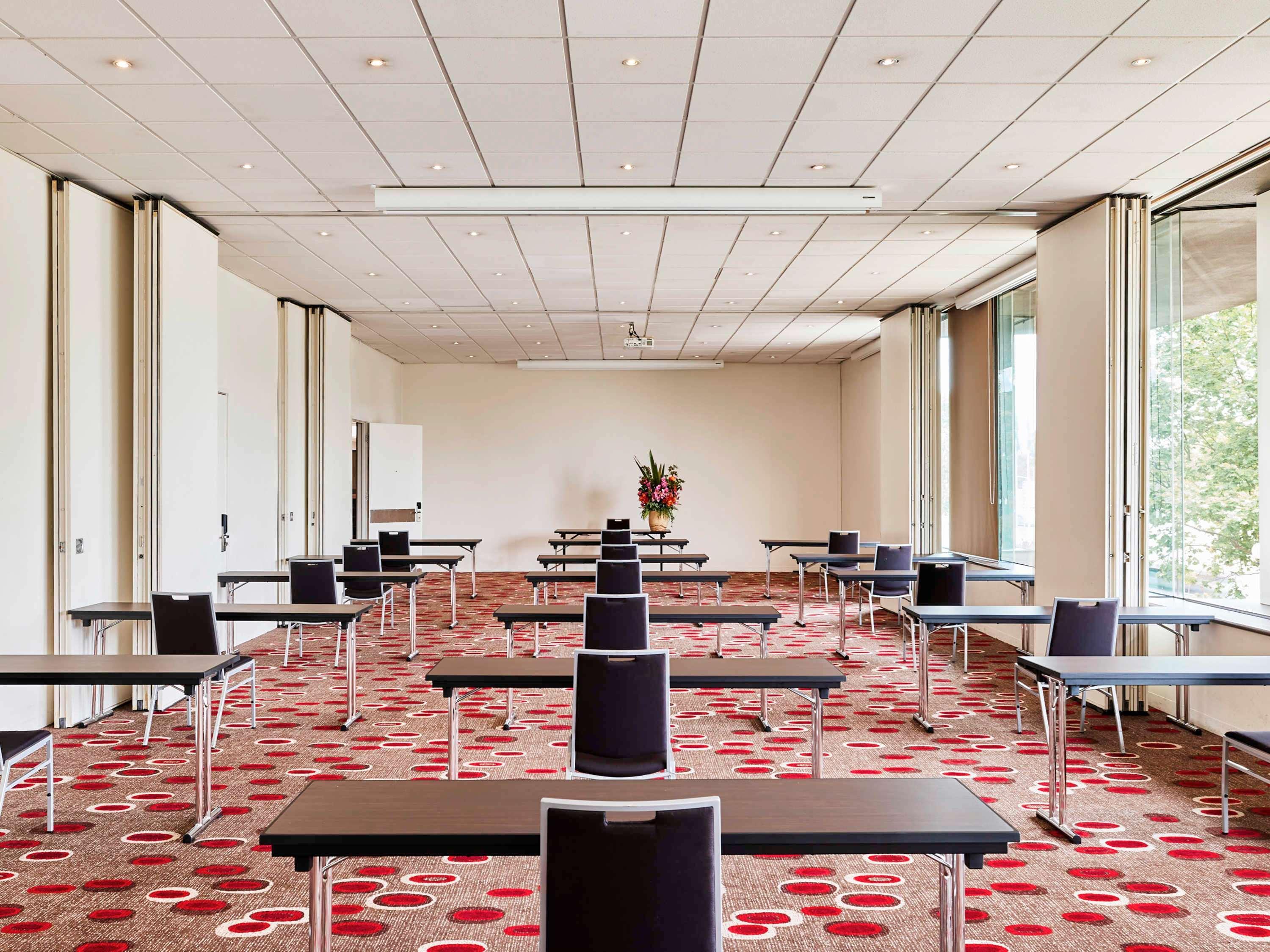 Mercure Melbourne Albert Park Exterior photo