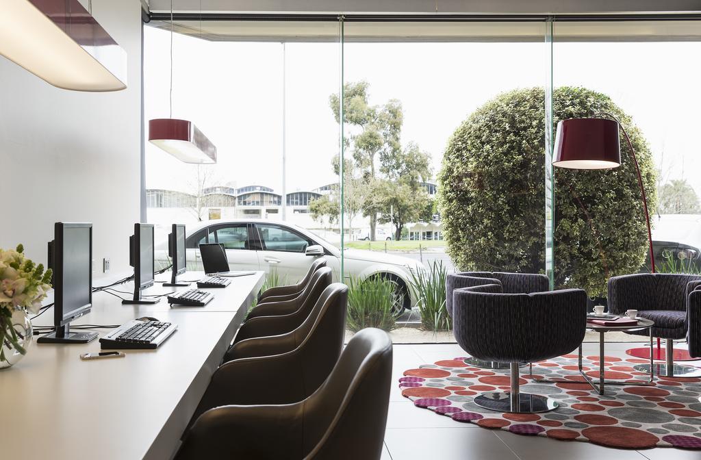 Mercure Melbourne Albert Park Exterior photo